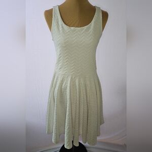 Bobeau Cream Textured Midi Dress